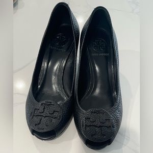 Peep toe wedge heel excellent condition size 5